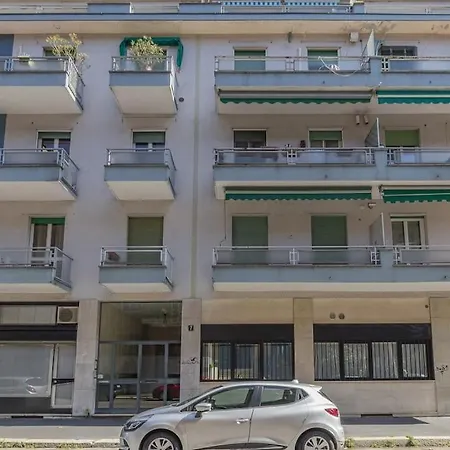 Appartamento Youhosty - Desenzano 7 Milano